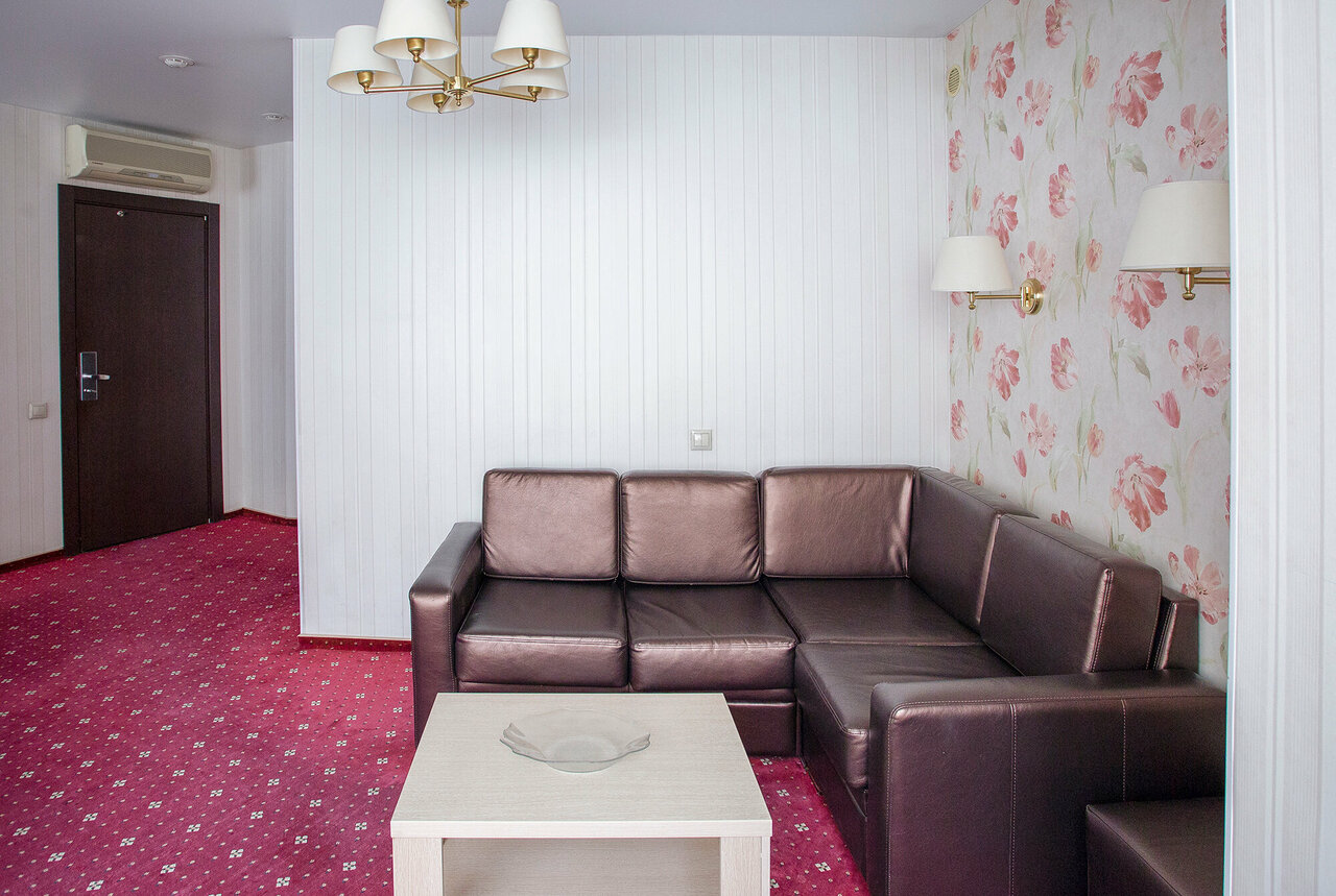 Гостиница Тихая площадь Новосибирск