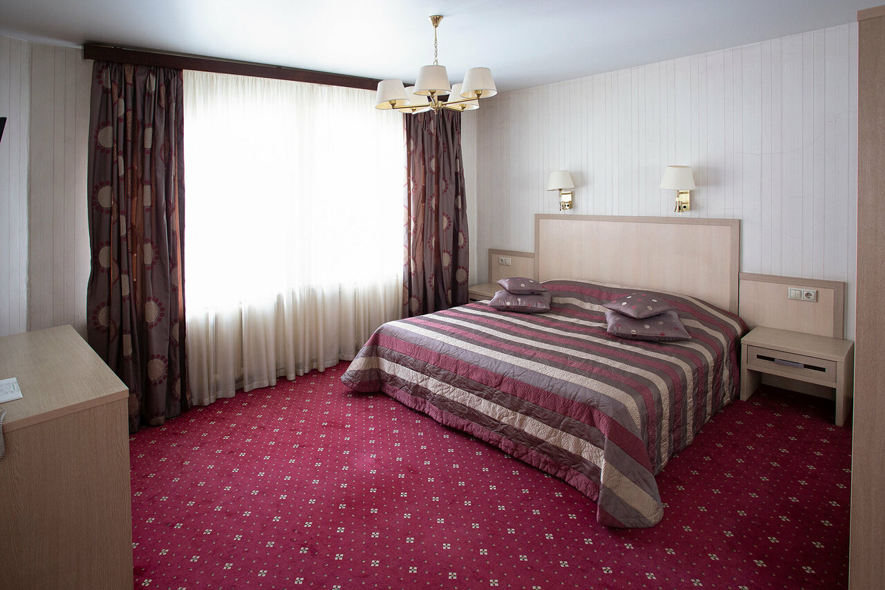 Гостиница Тихая площадь Новосибирск