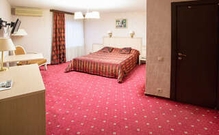 Гостиница Тихая площадь Новосибирск Двухместный номер "Студия"-4