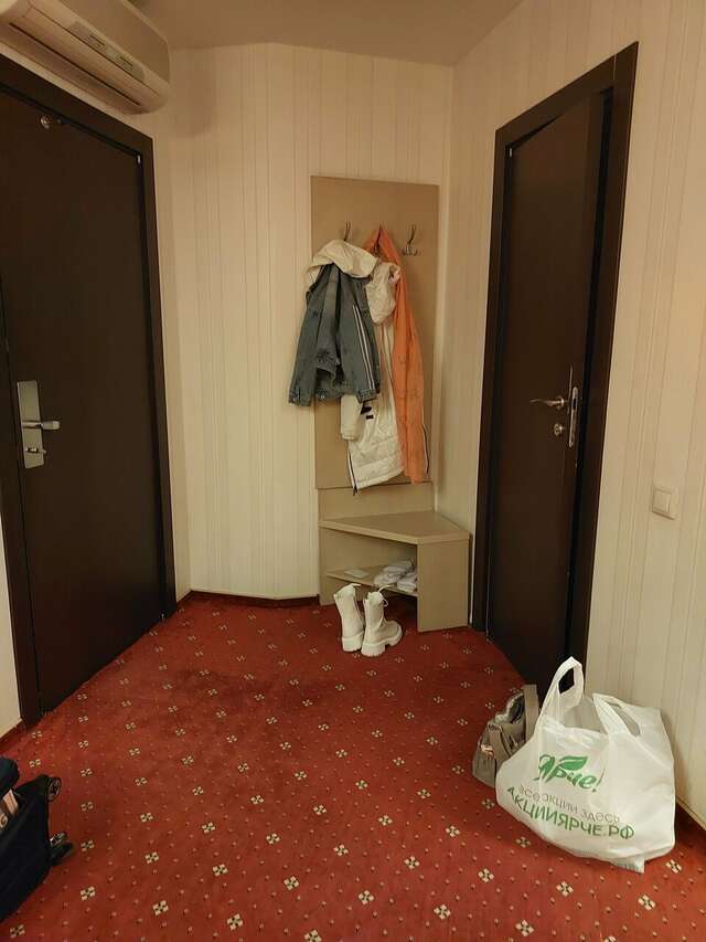 Гостиница Тихая площадь Новосибирск-55